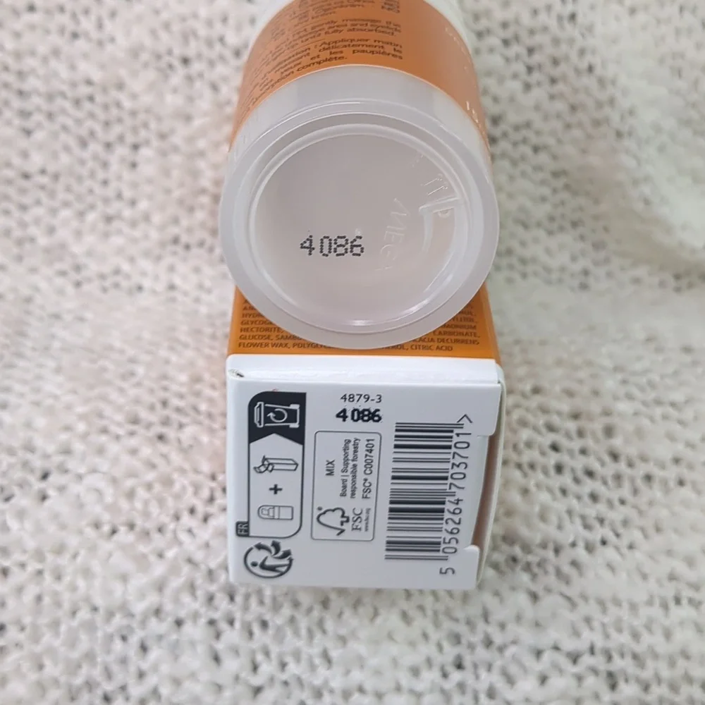 REN Radiance Brightening Dark Circle Eye Cream, 15ml/0.50fl oz - Picture 10 of 11